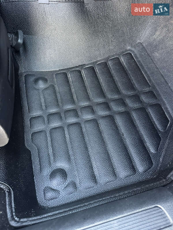 Універсал Volkswagen Golf 2013 в На Новій Борові