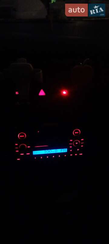 Хэтчбек Volkswagen Golf 2004 в Львове фото 14 Хэтчбек Volkswagen Golf 2004 в Львове