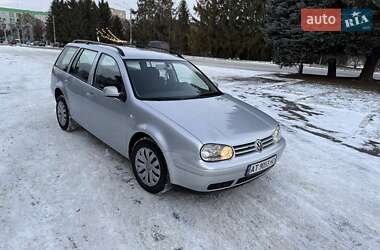 Универсал Volkswagen Golf 2003 в Ровно