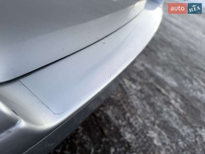 Универсал Volkswagen Golf 2003 в Ровно