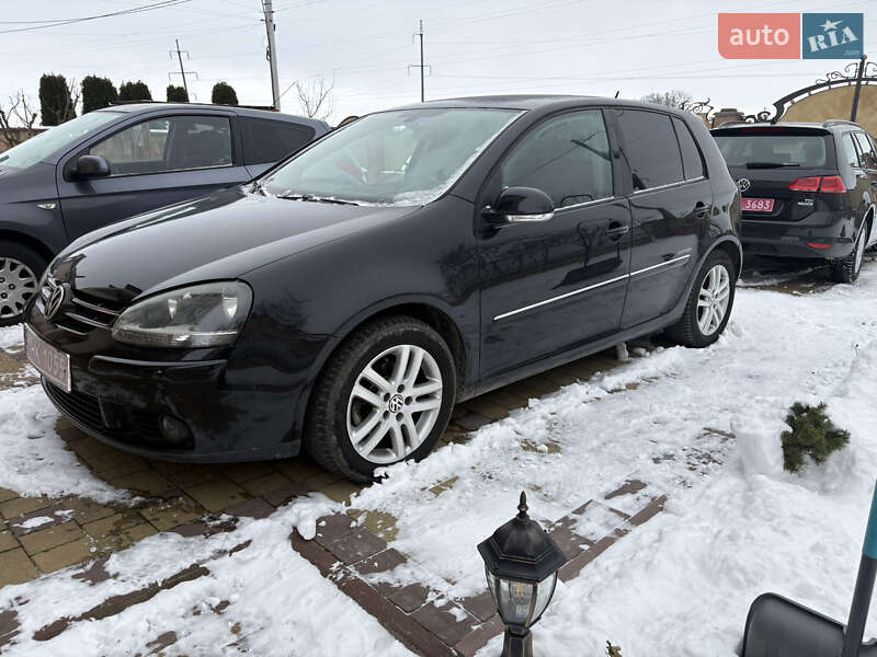 Хэтчбек Volkswagen Golf 2008 в Тернополе