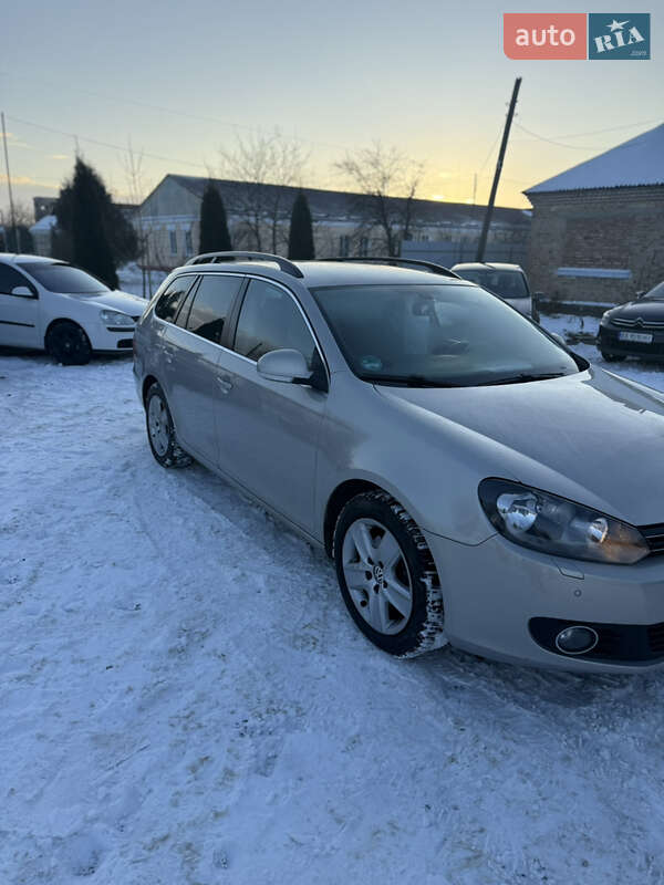 Універсал Volkswagen Golf 2009 в Хмельницькому
