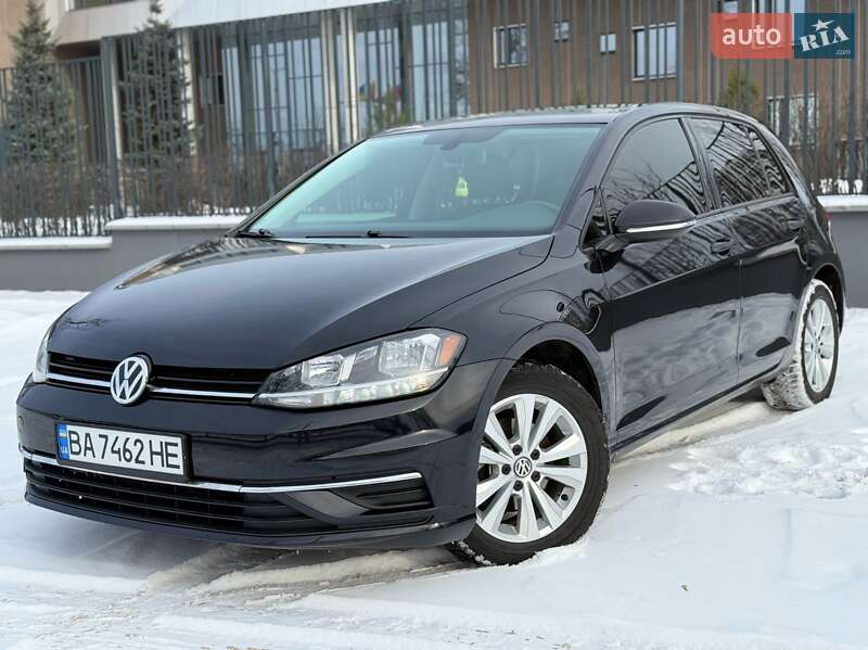 Volkswagen Golf 2020