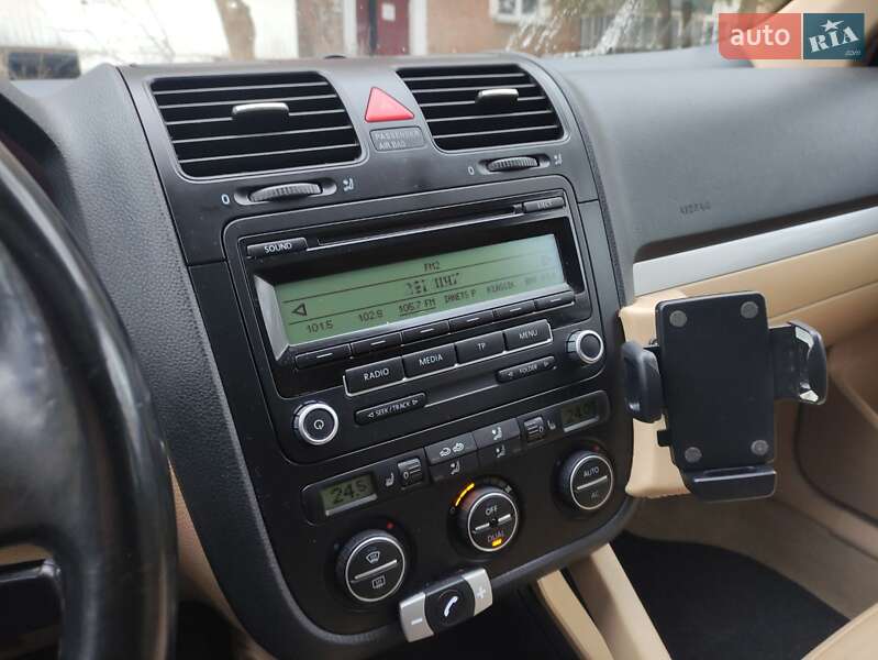 Универсал Volkswagen Golf 2009 в Каменец-Подольском