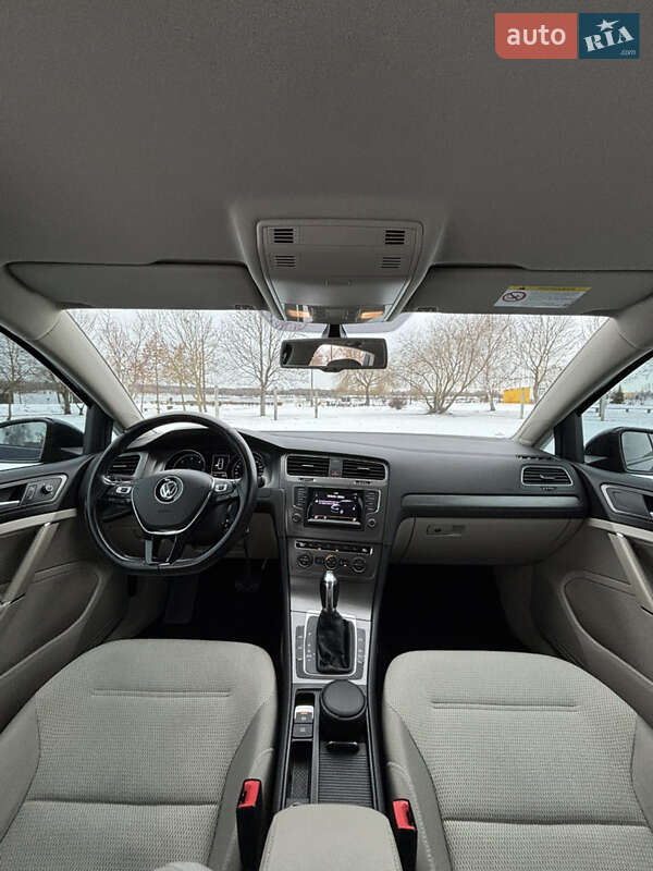 Хэтчбек Volkswagen Golf 2013 в Нетешине фото 32 Хэтчбек Volkswagen Golf 2013 в Нетешине