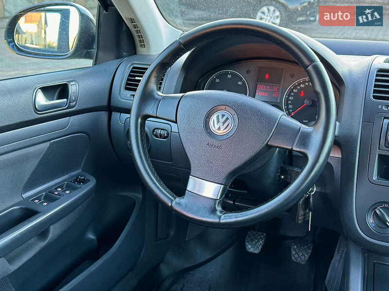 Универсал Volkswagen Golf 2007 в Самборе