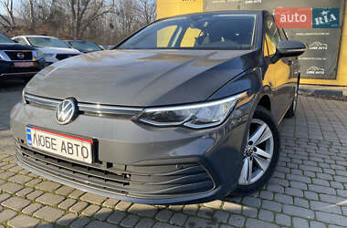 Хетчбек Volkswagen Golf 2020 в Львові