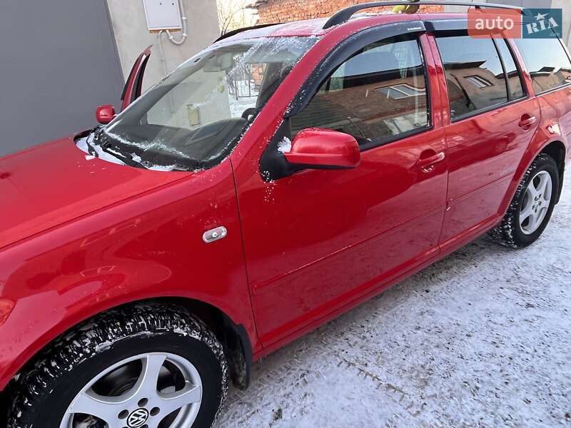 Універсал Volkswagen Golf 2006 в Тернополі