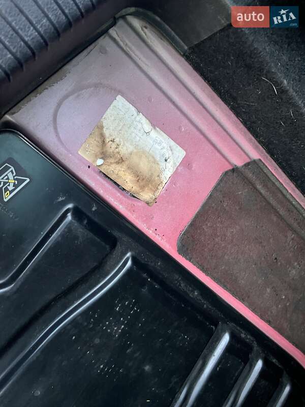 Універсал Volkswagen Golf 2006 в Тернополі