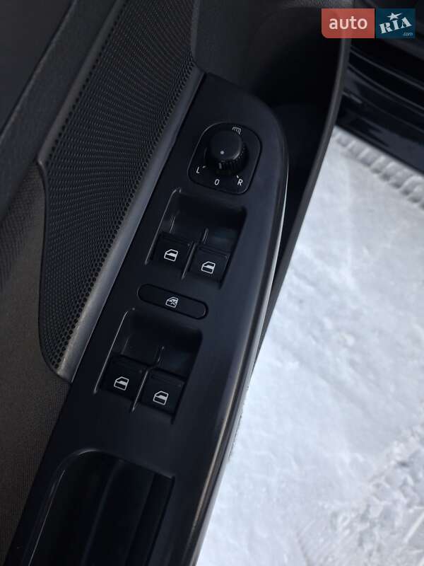 Универсал Volkswagen Golf 2008 в Дубно фото 25 Универсал Volkswagen Golf 2008 в Дубно