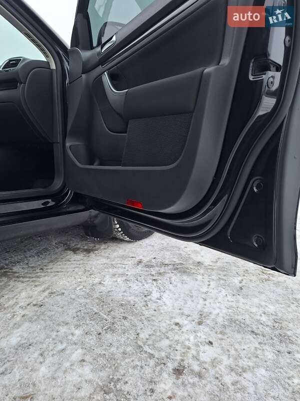 Універсал Volkswagen Golf 2010 в Гайсину фото 17 Універсал Volkswagen Golf 2010 в Гайсину