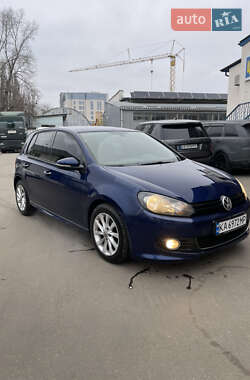 Хетчбек Volkswagen Golf 2011 в Києві