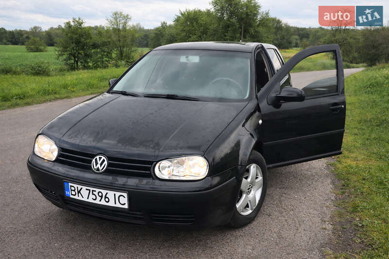 Volkswagen Golf 2002