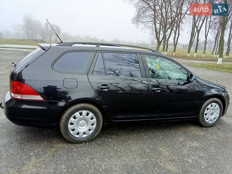 Хетчбек Volkswagen Golf 2009 в Могилів-Подільському фото 4 Хетчбек Volkswagen Golf 2009 в Могилів-Подільському