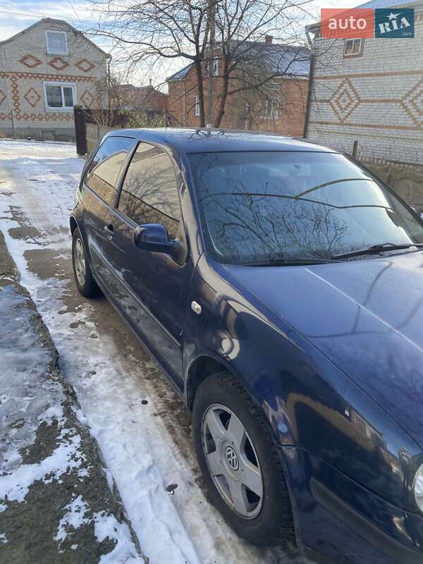 Хетчбек Volkswagen Golf 2001 в Львові фото 4 Хетчбек Volkswagen Golf 2001 в Львові