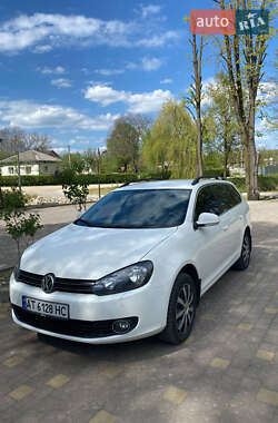 Универсал Volkswagen Golf 2010 в Ивано-Франковске