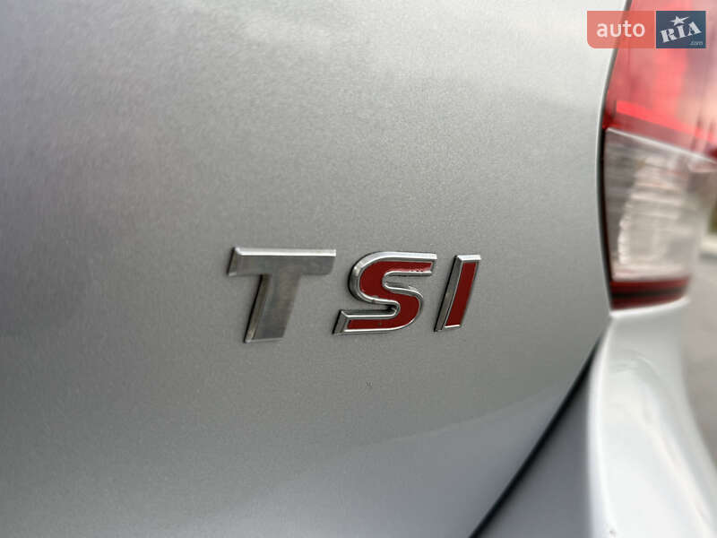 Універсал Volkswagen Golf 2011 в Володимирі