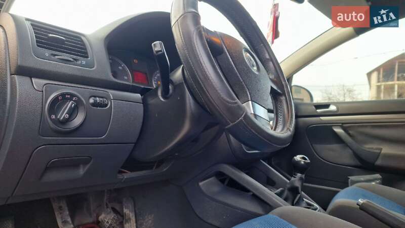 Хэтчбек Volkswagen Golf 2006 в Старом Самборе фото 35 Хэтчбек Volkswagen Golf 2006 в Старом Самборе