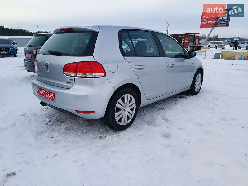 Хетчбек Volkswagen Golf 2009 в Києві