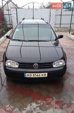 Універсал Volkswagen Golf 2003 в Іванівці
