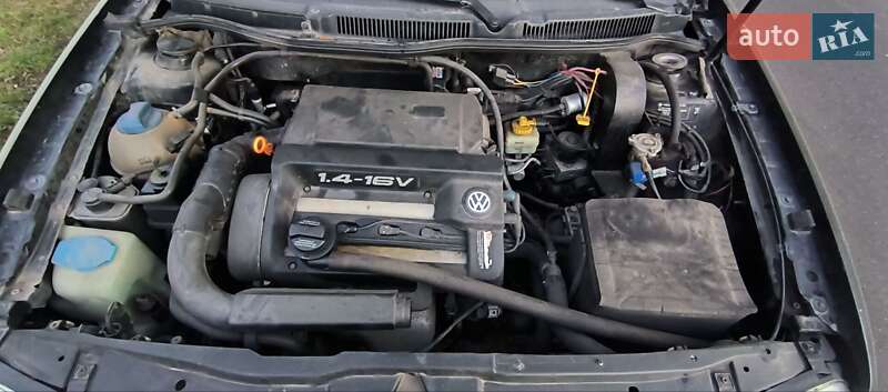 Хэтчбек Volkswagen Golf 2000 в Виннице