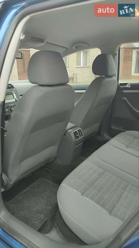 Хэтчбек Volkswagen Golf 2007 в Баре