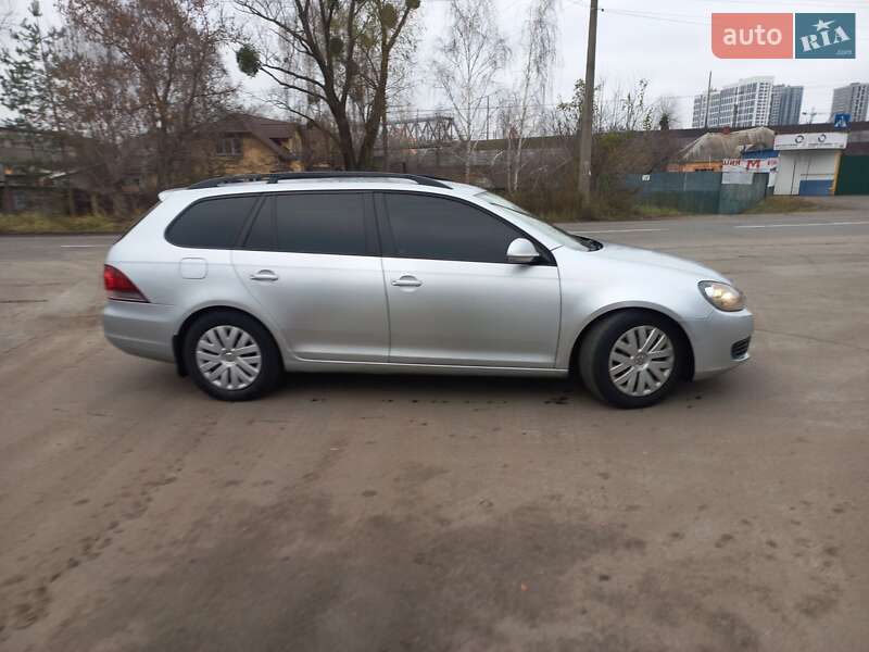 Универсал Volkswagen Golf 2011 в Киеве фото 3 Универсал Volkswagen Golf 2011 в Киеве