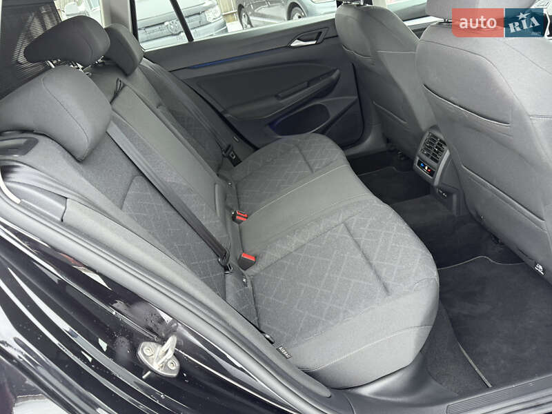 Универсал Volkswagen Golf 2022 в Луцке