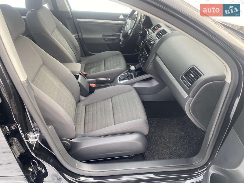 Хэтчбек Volkswagen Golf 2007 в Первомайске фото 29 Хэтчбек Volkswagen Golf 2007 в Первомайске