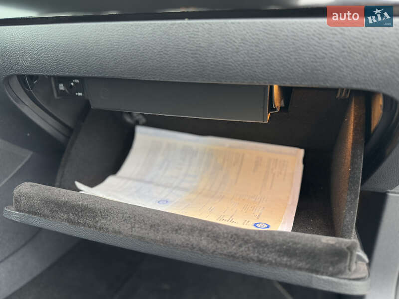 Хэтчбек Volkswagen Golf 2009 в Владимире