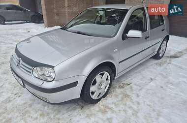 Хетчбек Volkswagen Golf 2002 в Бердичеві