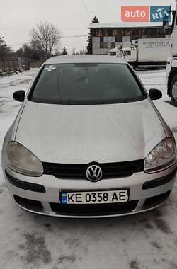 Хетчбек Volkswagen Golf 2006 в Дніпрі