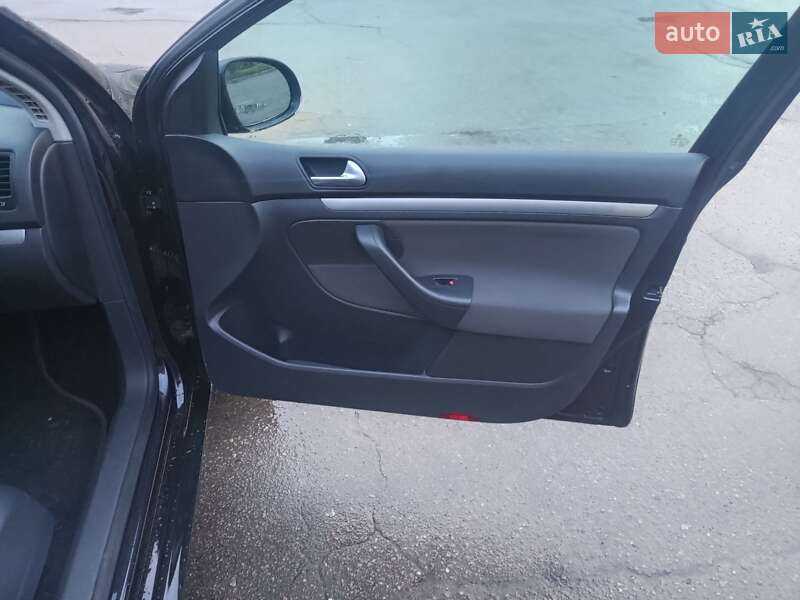 Хэтчбек Volkswagen Golf 2007 в Запорожье фото 11 Хэтчбек Volkswagen Golf 2007 в Запорожье