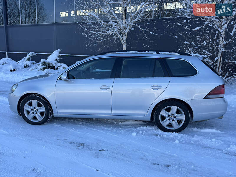 Универсал Volkswagen Golf 2011 в Белой Церкви