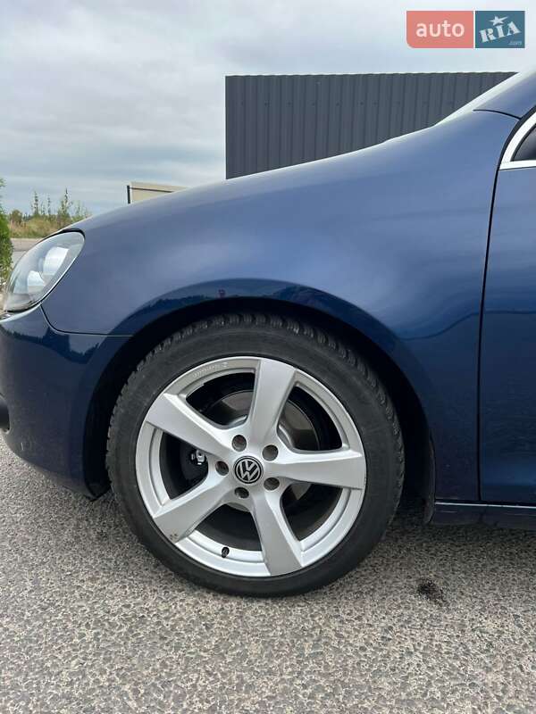 Универсал Volkswagen Golf 2011 в Дубровице фото 25 Универсал Volkswagen Golf 2011 в Дубровице