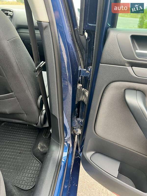 Универсал Volkswagen Golf 2011 в Дубровице фото 30 Универсал Volkswagen Golf 2011 в Дубровице