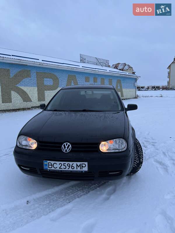 Хэтчбек Volkswagen Golf 2000 в Дрогобыче