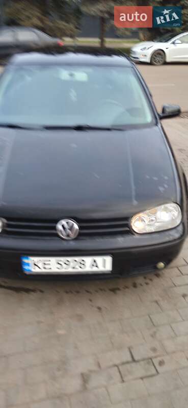 Volkswagen Golf 2002