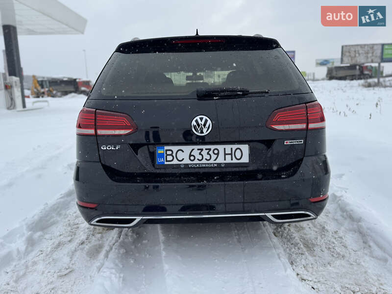 Универсал Volkswagen Golf 2019 в Львове