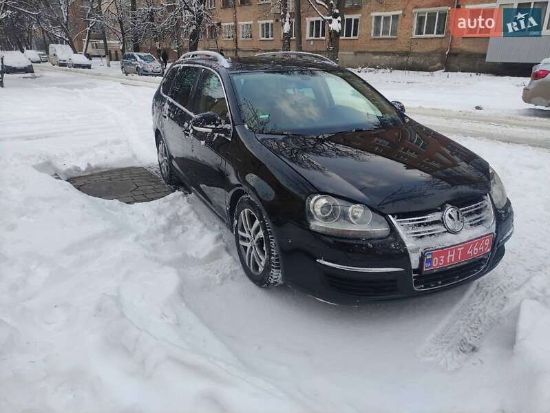 Универсал Volkswagen Golf 2009 в Каменец-Подольском