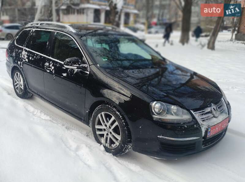 Универсал Volkswagen Golf 2009 в Каменец-Подольском