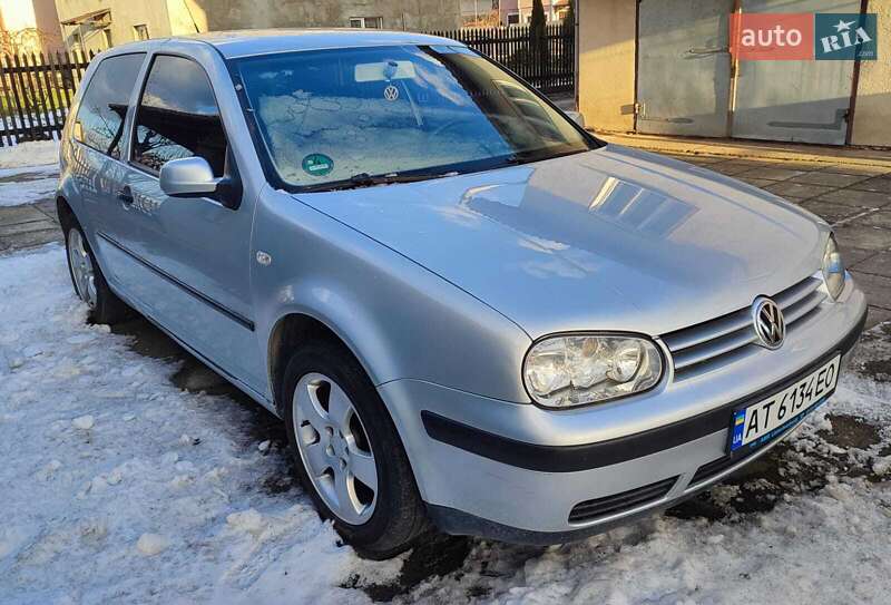 Volkswagen Golf 2002