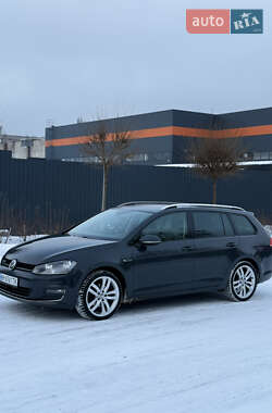 Універсал Volkswagen Golf 2015 в Києві