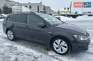 Універсал Volkswagen Golf 2014 в Луцьку