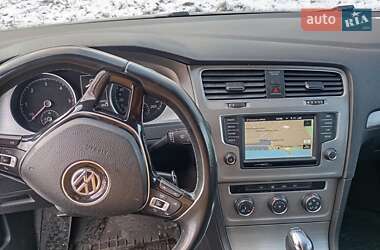 Универсал Volkswagen Golf 2016 в Черкассах