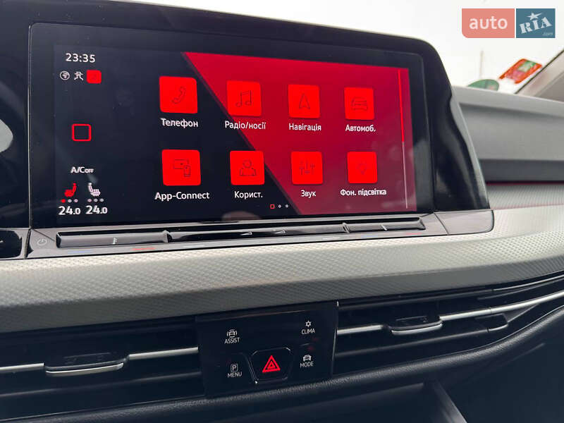 Хэтчбек Volkswagen Golf 2023 в Львове