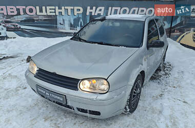 Хетчбек Volkswagen Golf 1999 в Києві