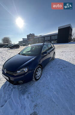 Универсал Volkswagen Golf 2010 в Снятине