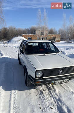 Хэтчбек Volkswagen Golf 1986 в Любешове
