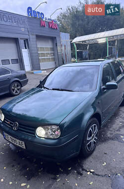 Хэтчбек Volkswagen Golf 2003 в Запорожье